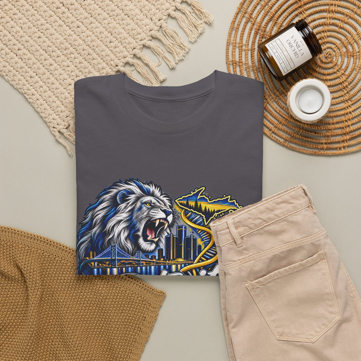Detroit Michigan Lion Cityscape Graphic T-Shirt