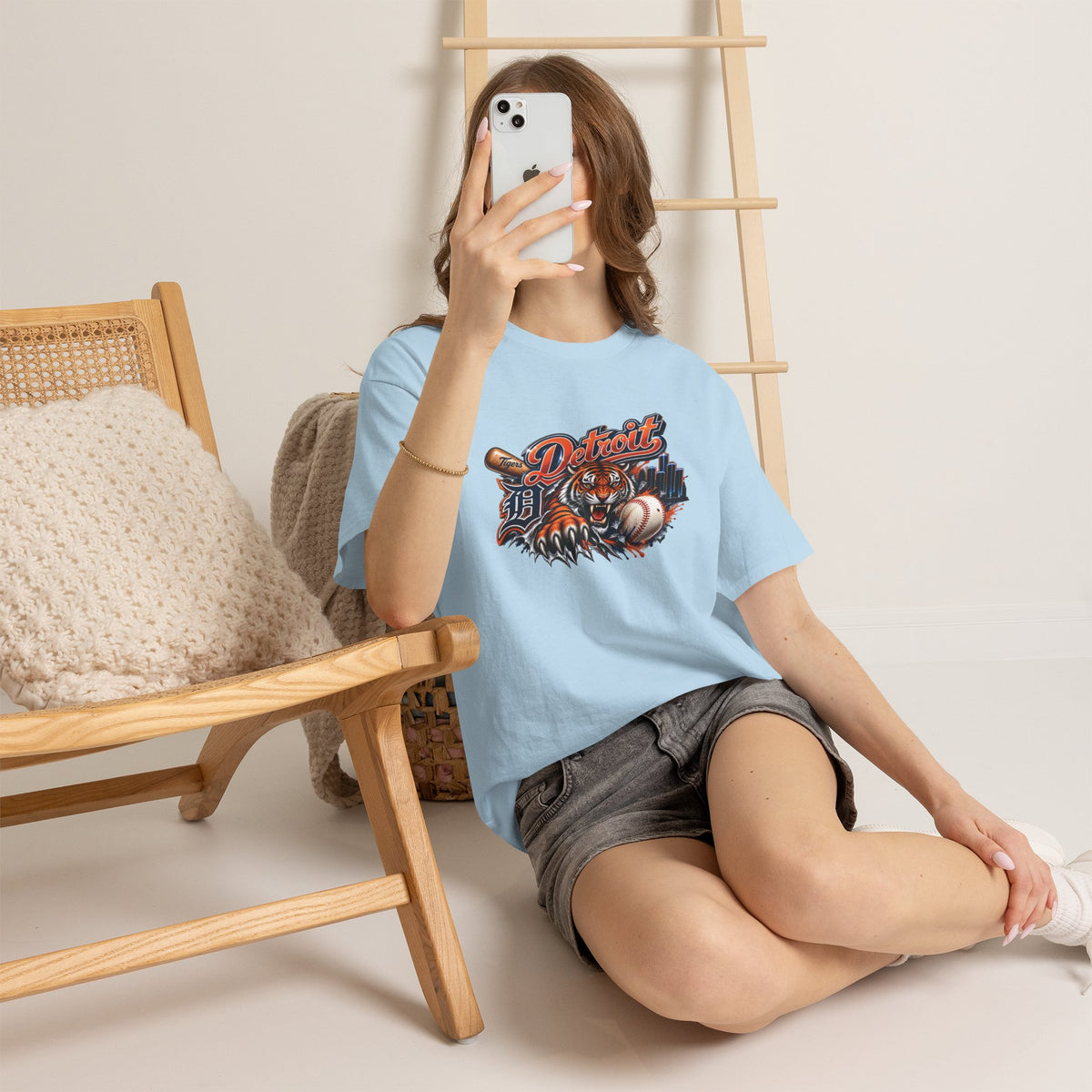 Detroit Tiger Baseball T-Shirt | Detroit skyline, claw marks