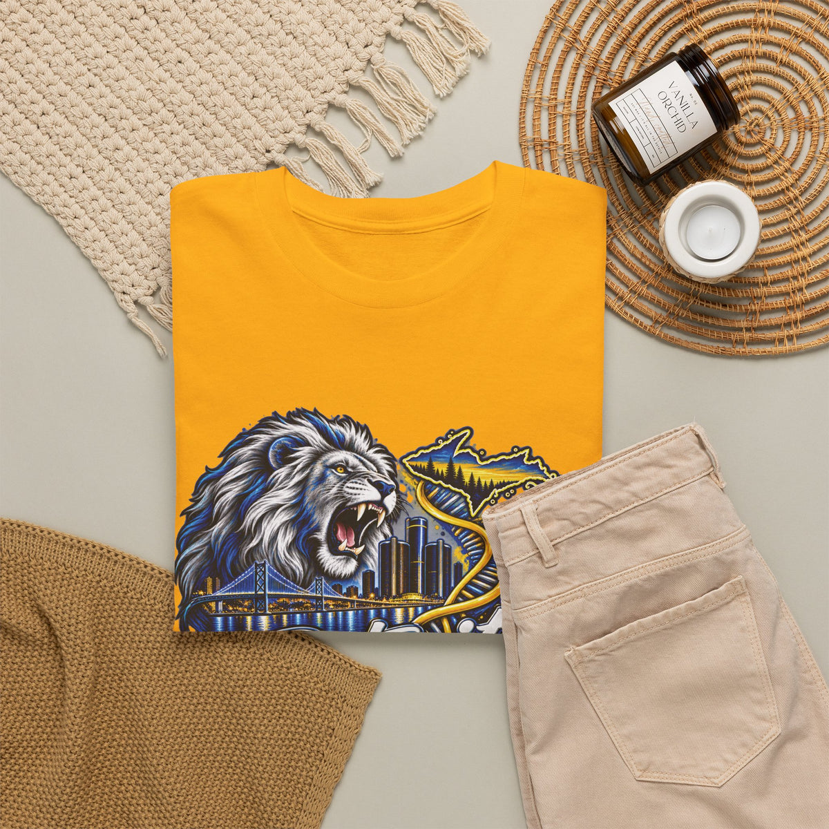 Detroit Michigan Lion Cityscape Graphic T-Shirt