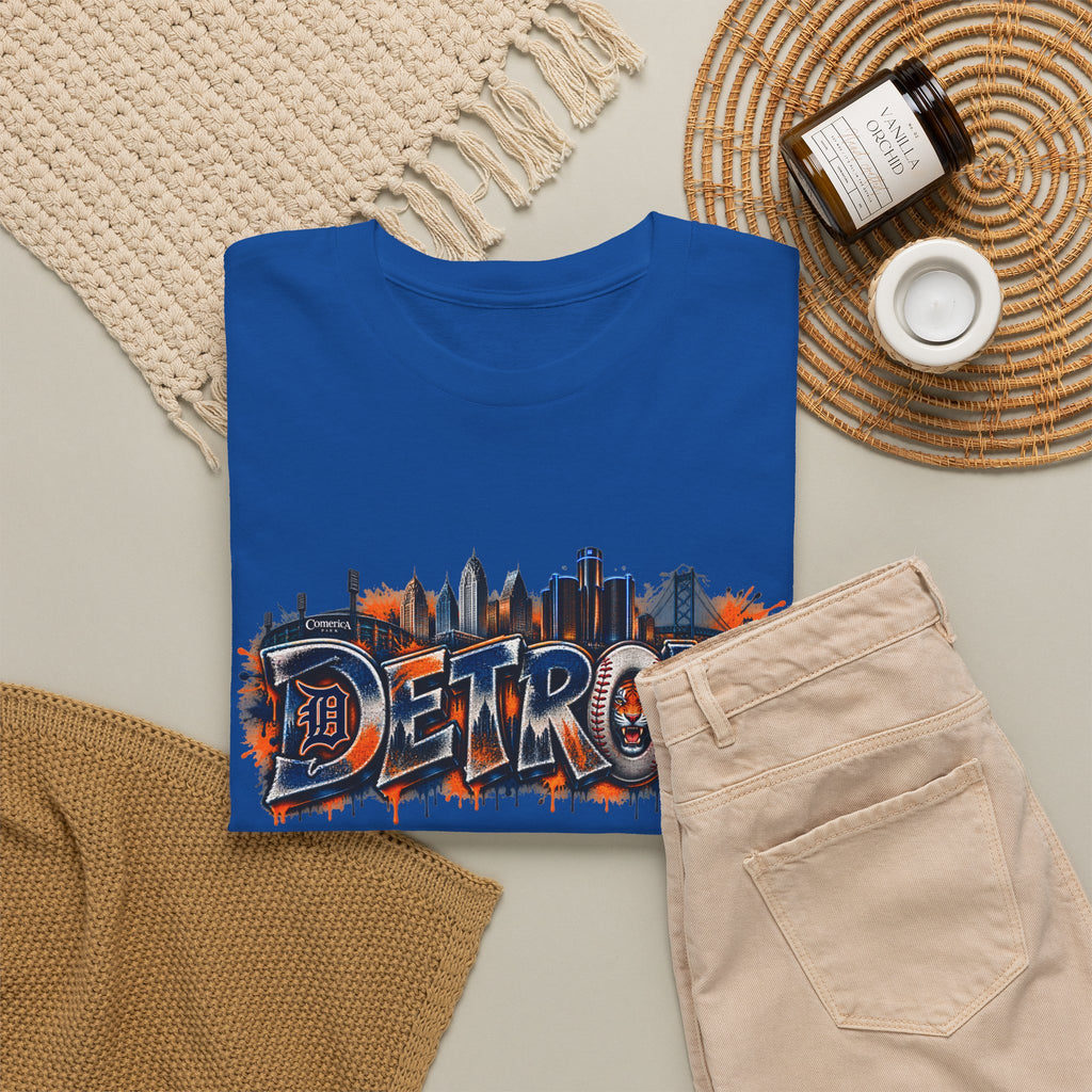 Detroit skyline graffiti T-Shirt | city skyline tee, urban street art