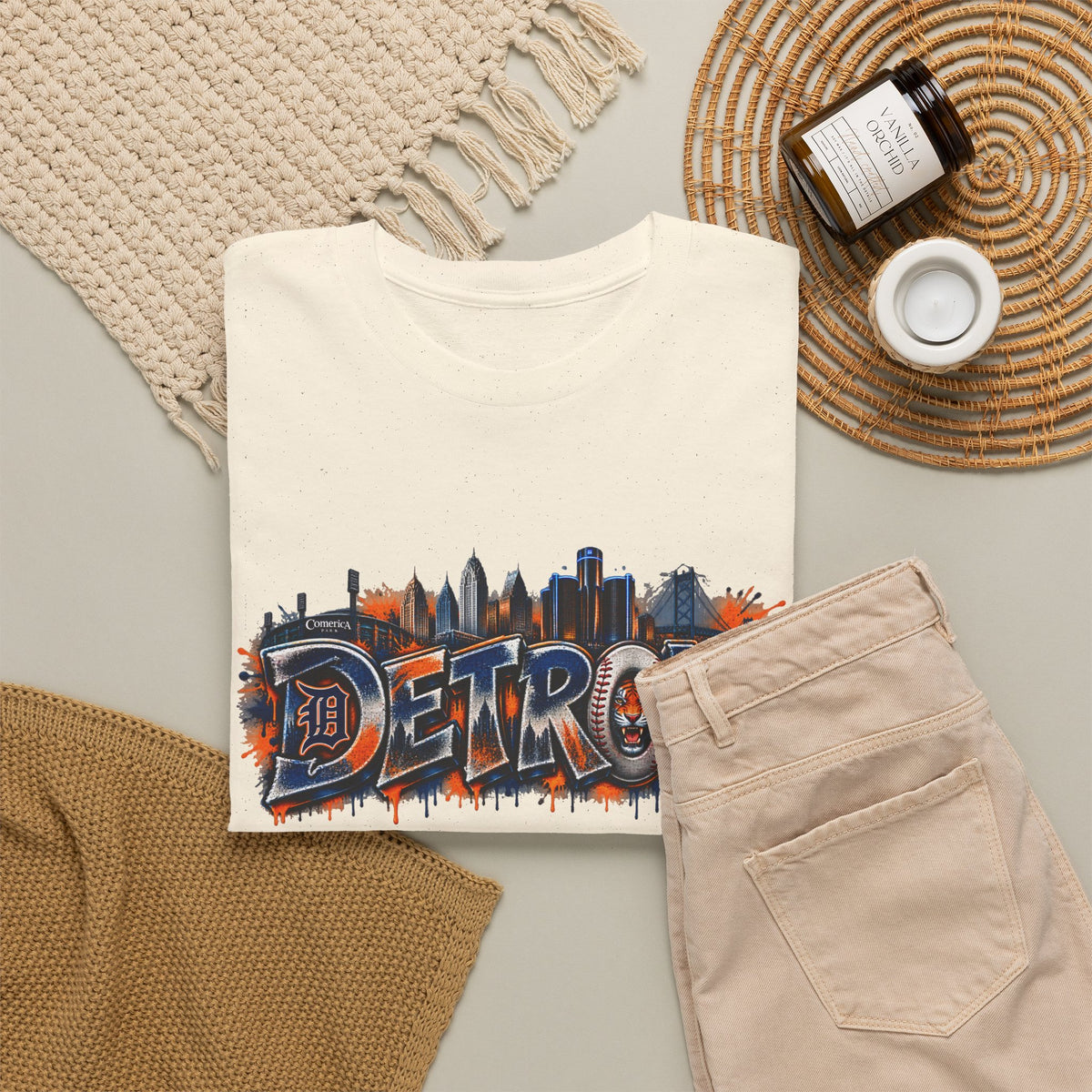 Detroit skyline graffiti T-Shirt | city skyline tee, urban street art