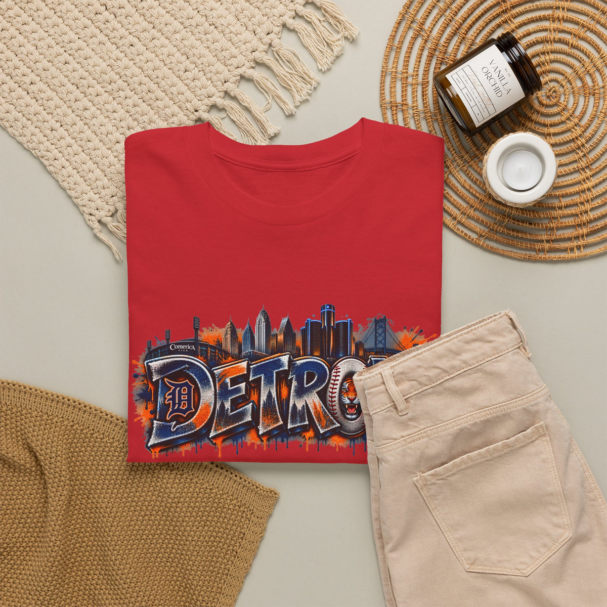 Detroit skyline graffiti T-Shirt | city skyline tee, urban street art