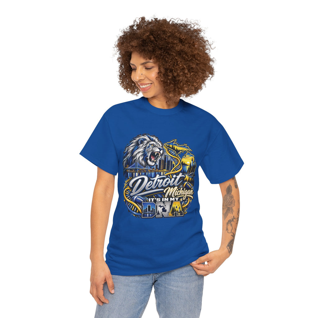 Detroit Michigan Lion Cityscape Graphic T-Shirt