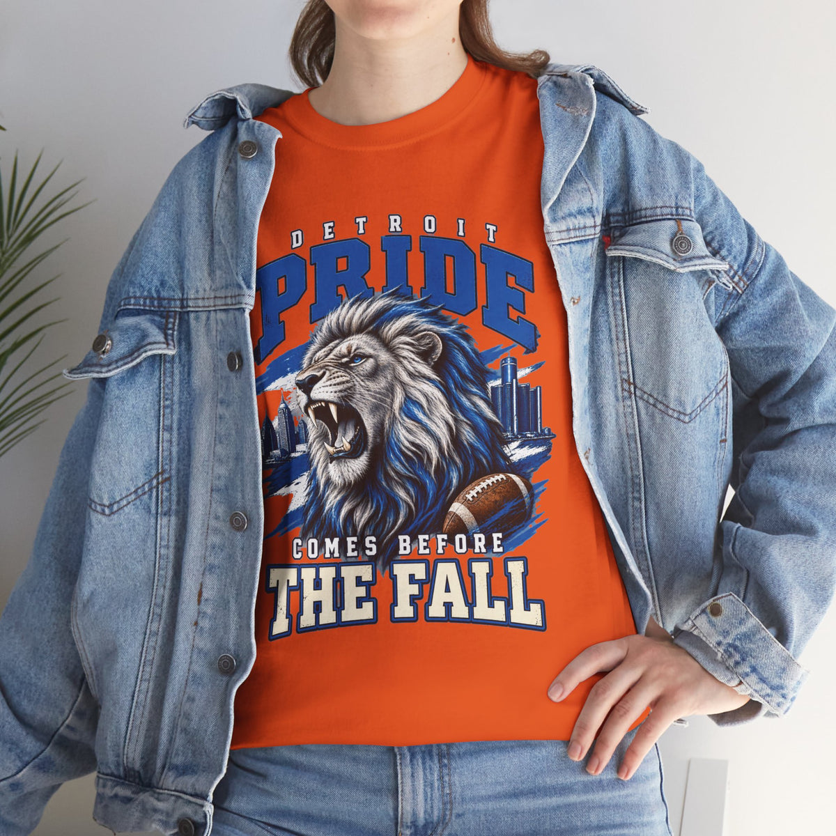Detroit Pride Comes Before the Fall Lion Graphic T-Shirt