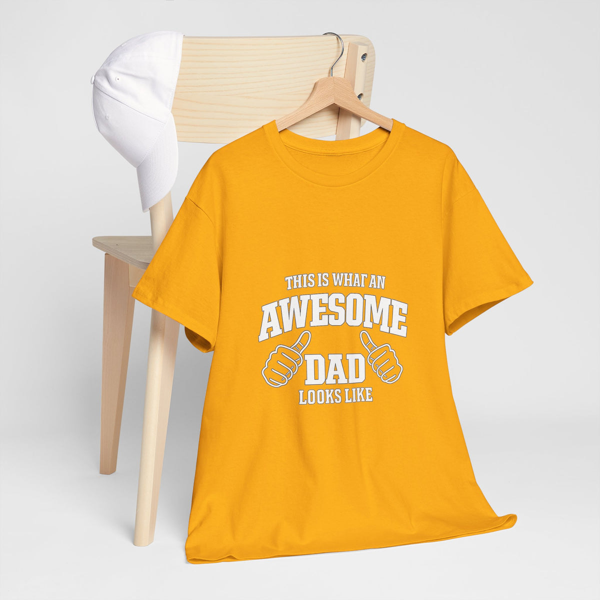 Awesome Dad T-Shirt | "This Is What An Awesome Dad Looks Like", Fathers Day Tee
