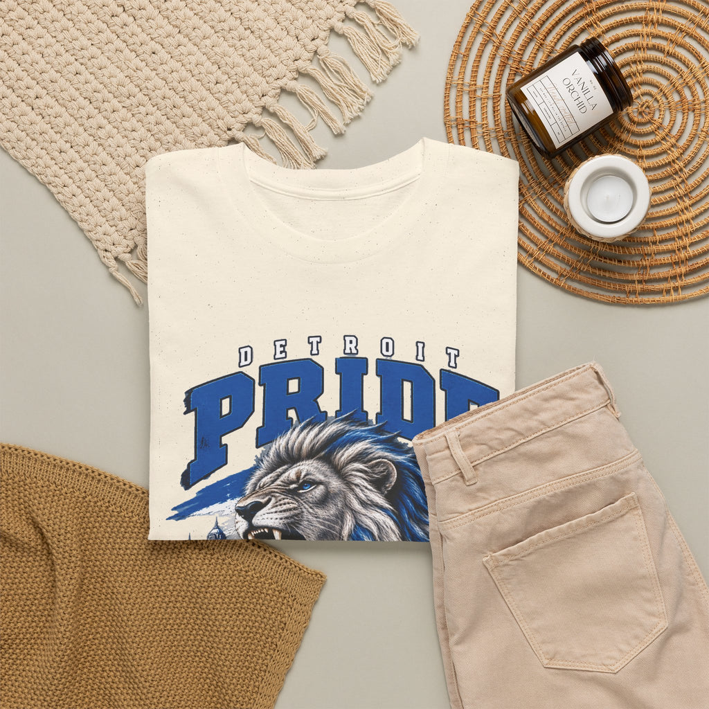 Detroit Pride Comes Before the Fall Lion Graphic T-Shirt