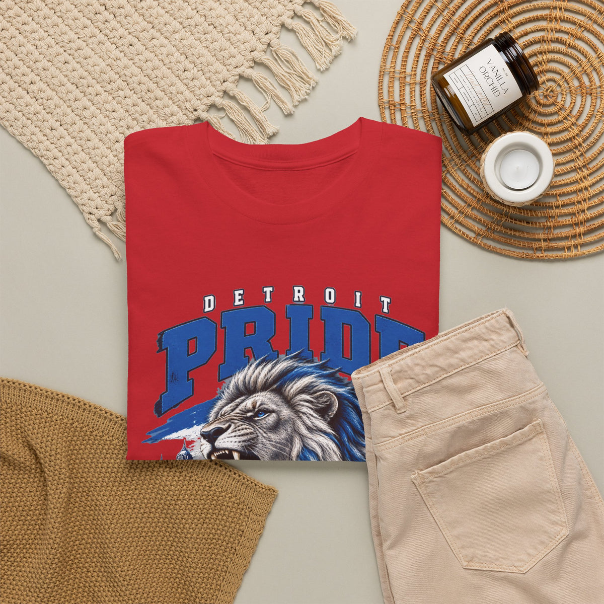 Detroit Pride Comes Before the Fall Lion Graphic T-Shirt