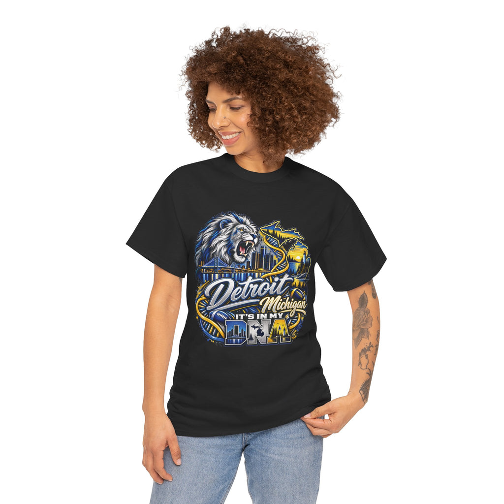 Detroit Michigan Lion Cityscape Graphic T-Shirt