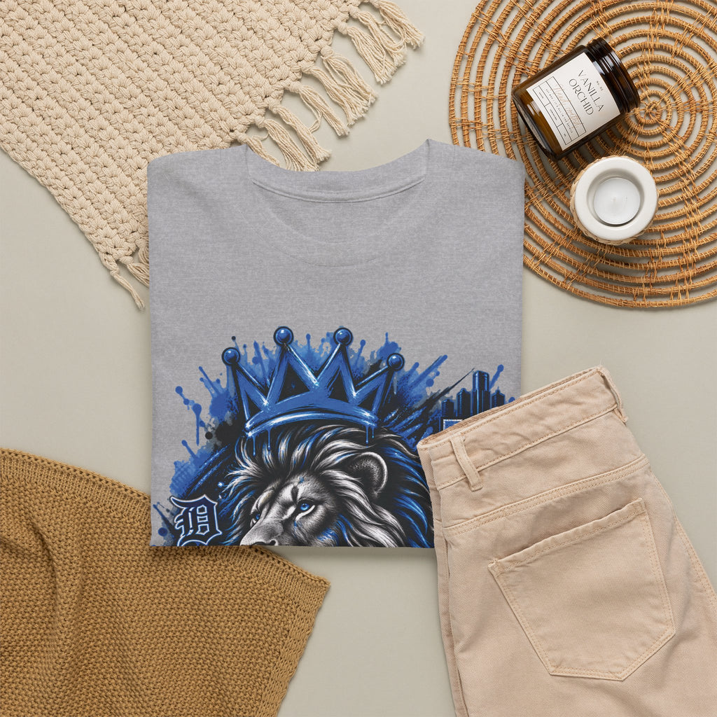 Lion King Crown graphic Tee | Lions One Pride design