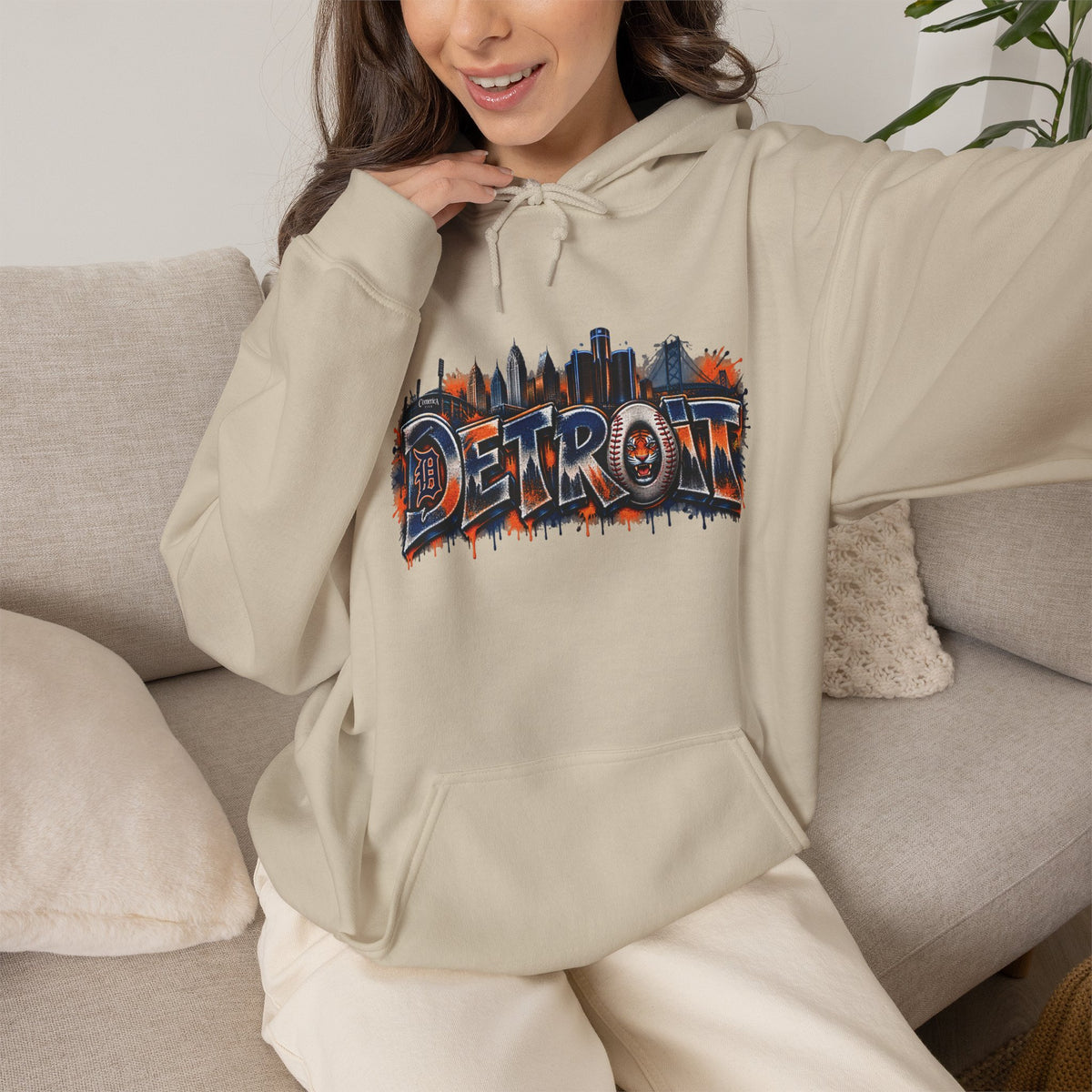 Detroit graffiti skyline Hoodie | Cityscape street art sweatshirt