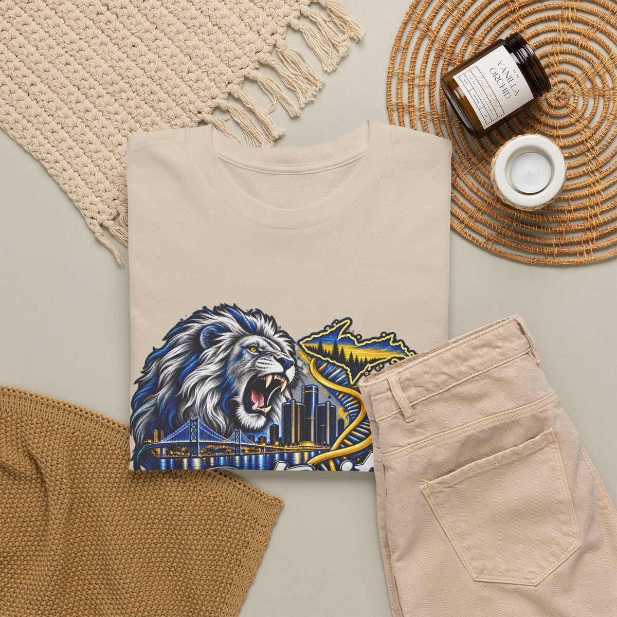 Detroit Michigan Lion Cityscape Graphic T-Shirt