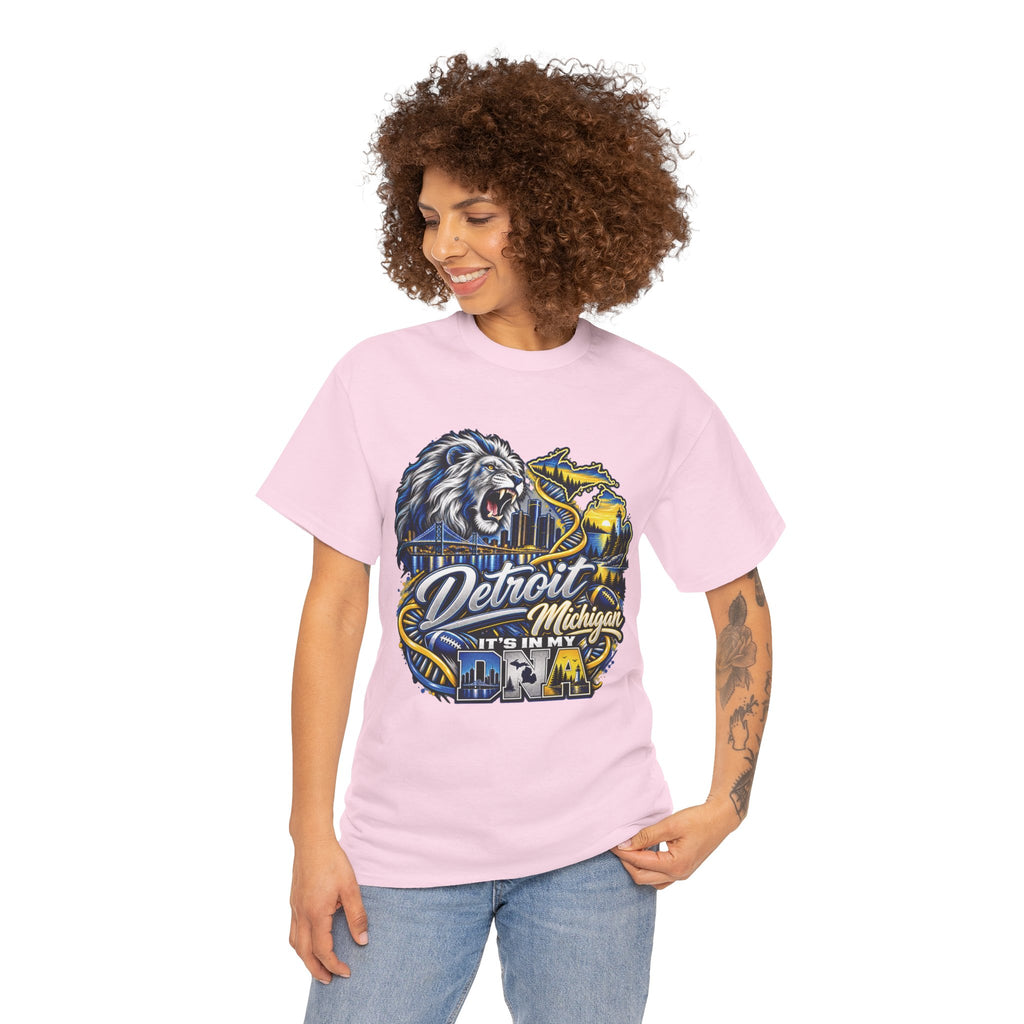 Detroit Michigan Lion Cityscape Graphic T-Shirt