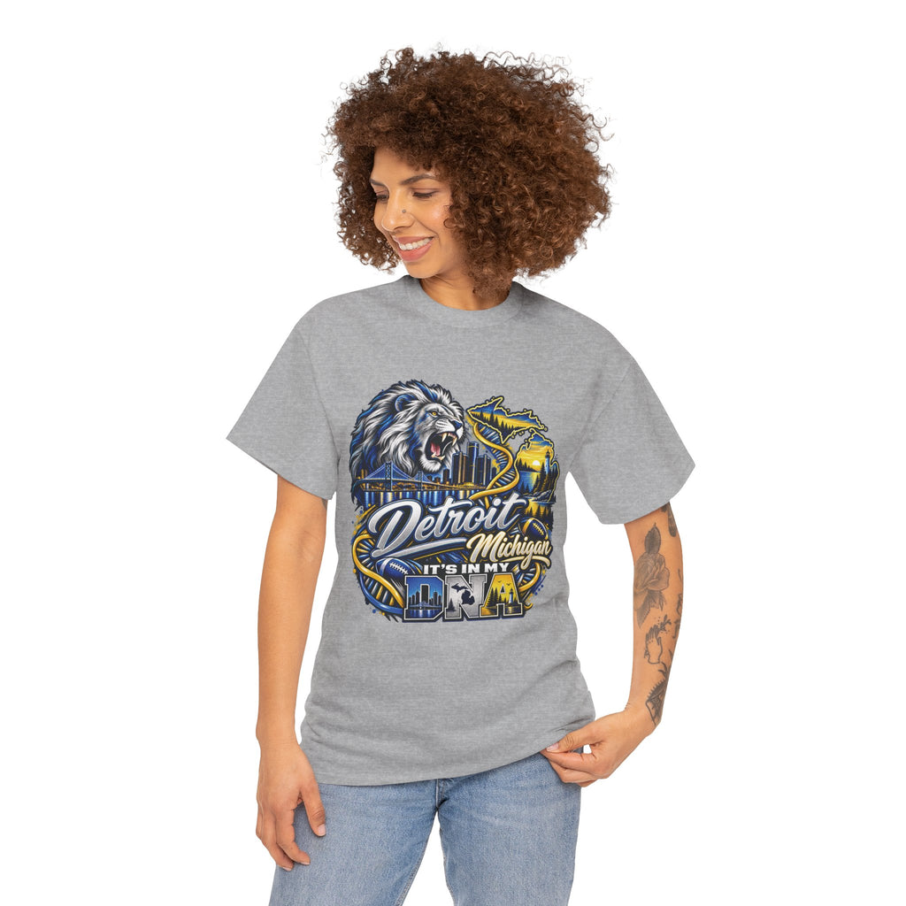 Detroit Michigan Lion Cityscape Graphic T-Shirt