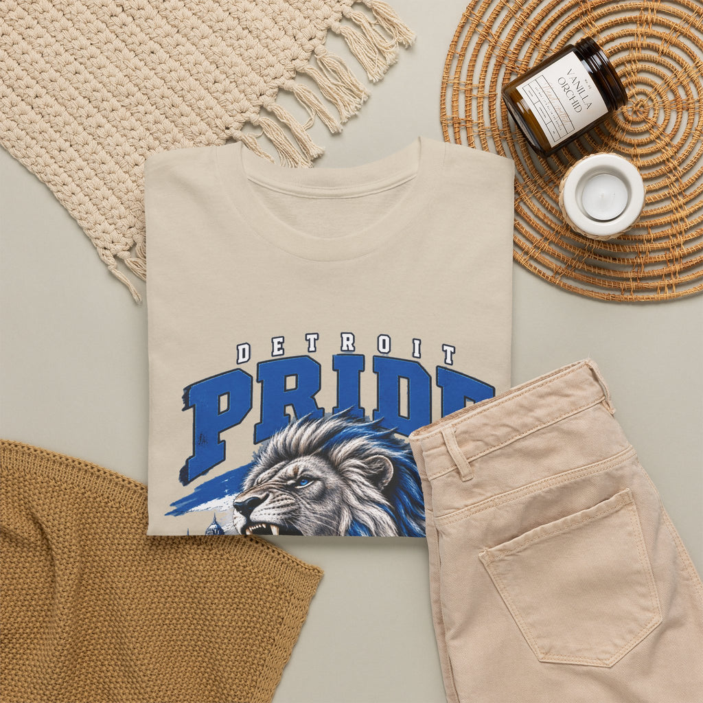 Detroit Pride Comes Before the Fall Lion Graphic T-Shirt