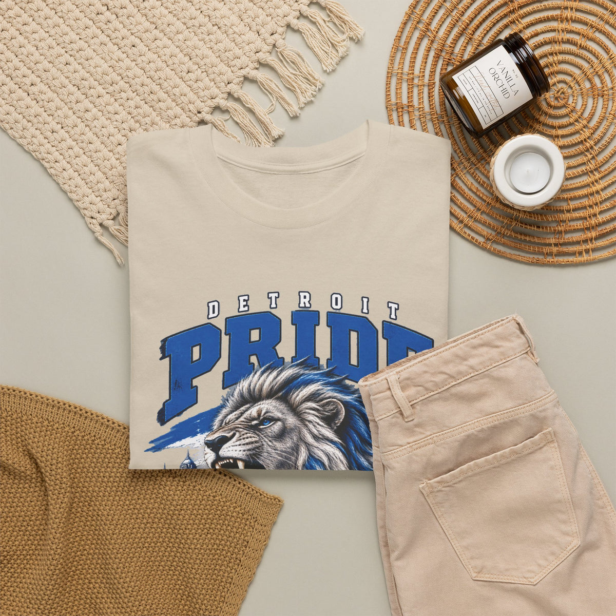Detroit Pride Comes Before the Fall Lion Graphic T-Shirt