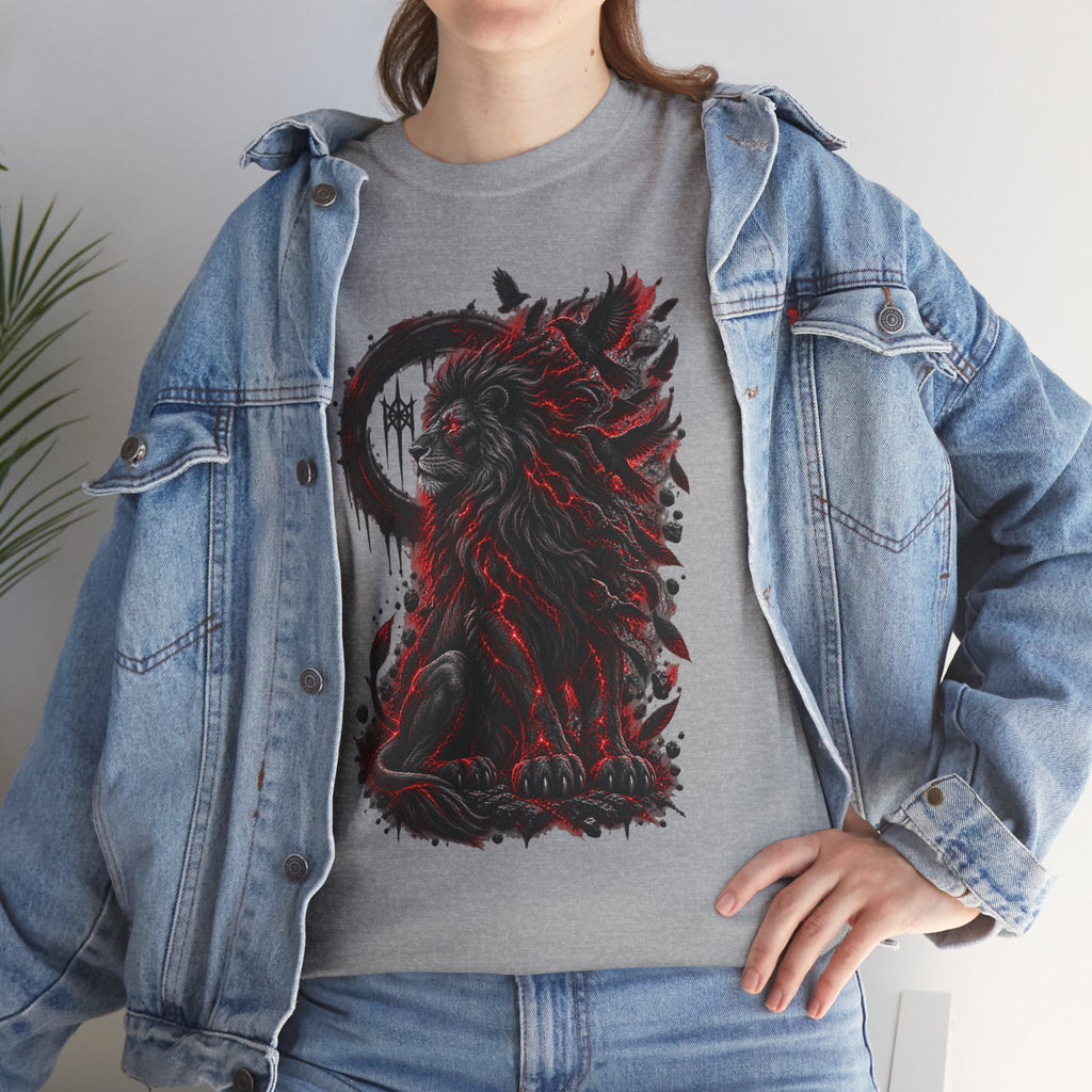 Red and Black Grunge Lion T-Shirt | Graphic Catlike Beast Tee