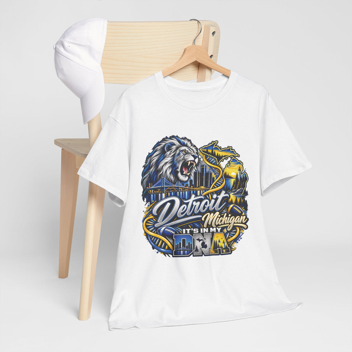 Detroit Michigan Lion Cityscape Graphic T-Shirt