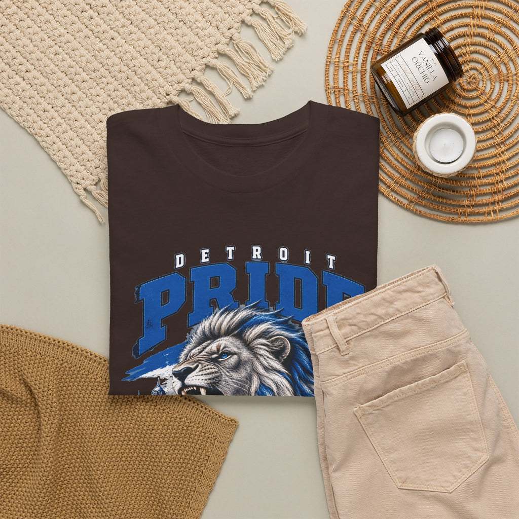 Detroit Pride Comes Before the Fall Lion Graphic T-Shirt