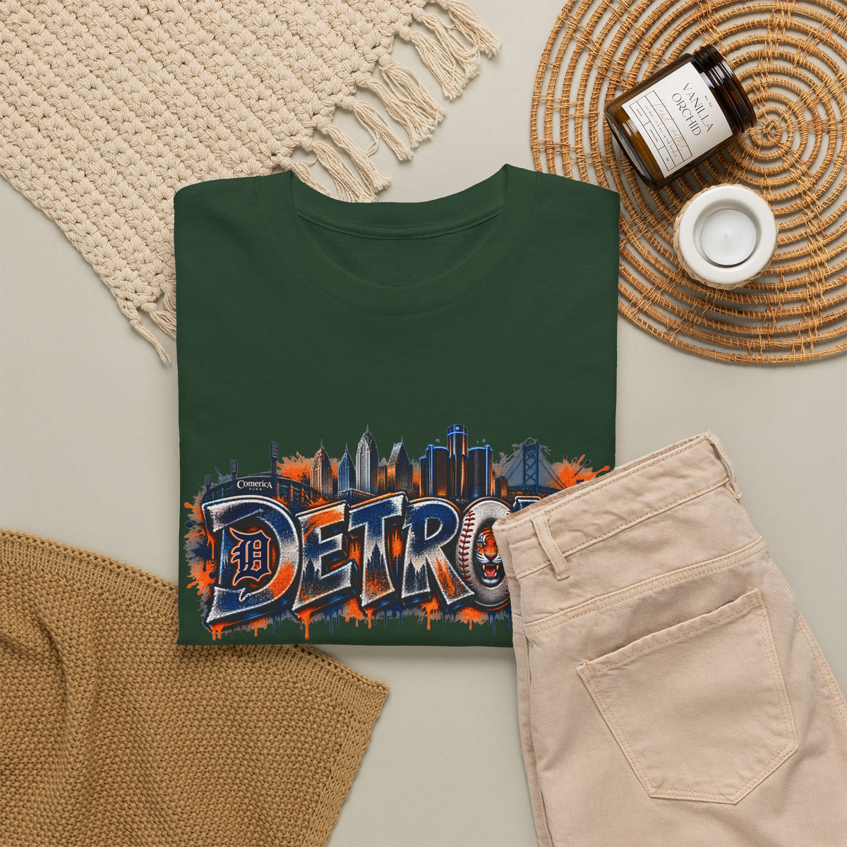 Detroit skyline graffiti T-Shirt | city skyline tee, urban street art