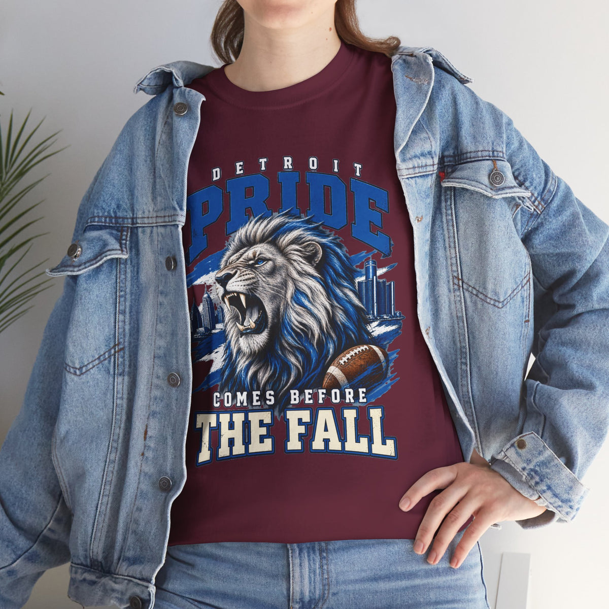 Detroit Pride Comes Before the Fall Lion Graphic T-Shirt