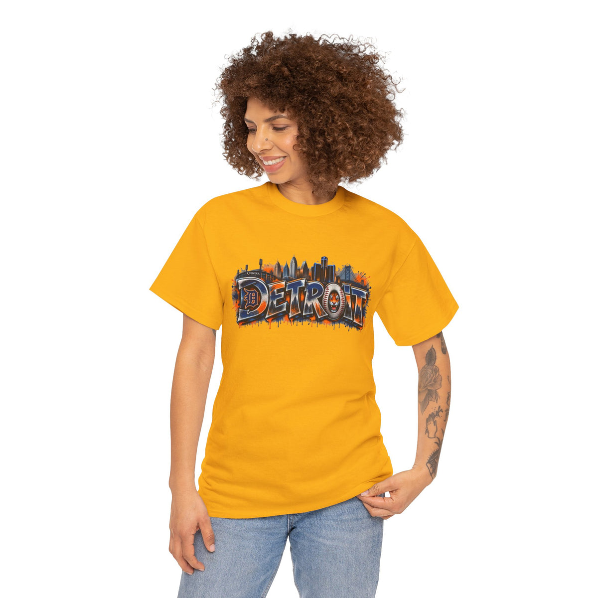 Detroit skyline graffiti T-Shirt | city skyline tee, urban street art