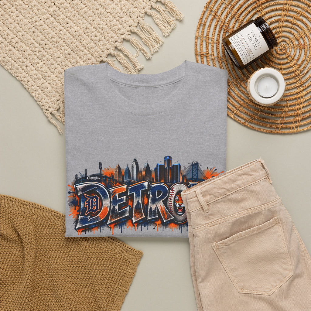 Detroit skyline graffiti T-Shirt | city skyline tee, urban street art