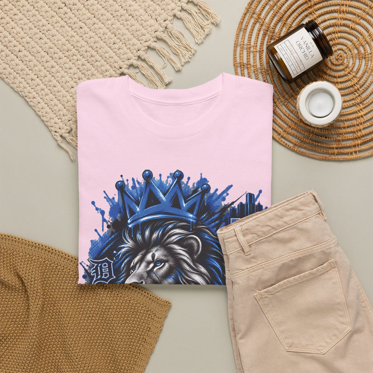 Lion King Crown graphic Tee | Lions One Pride design