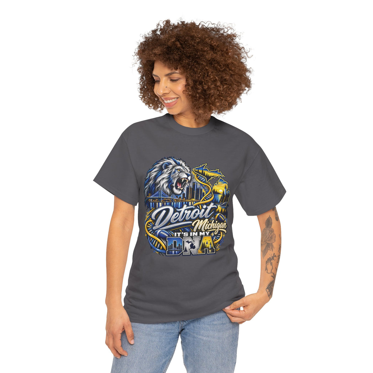Detroit Michigan Lion Cityscape Graphic T-Shirt