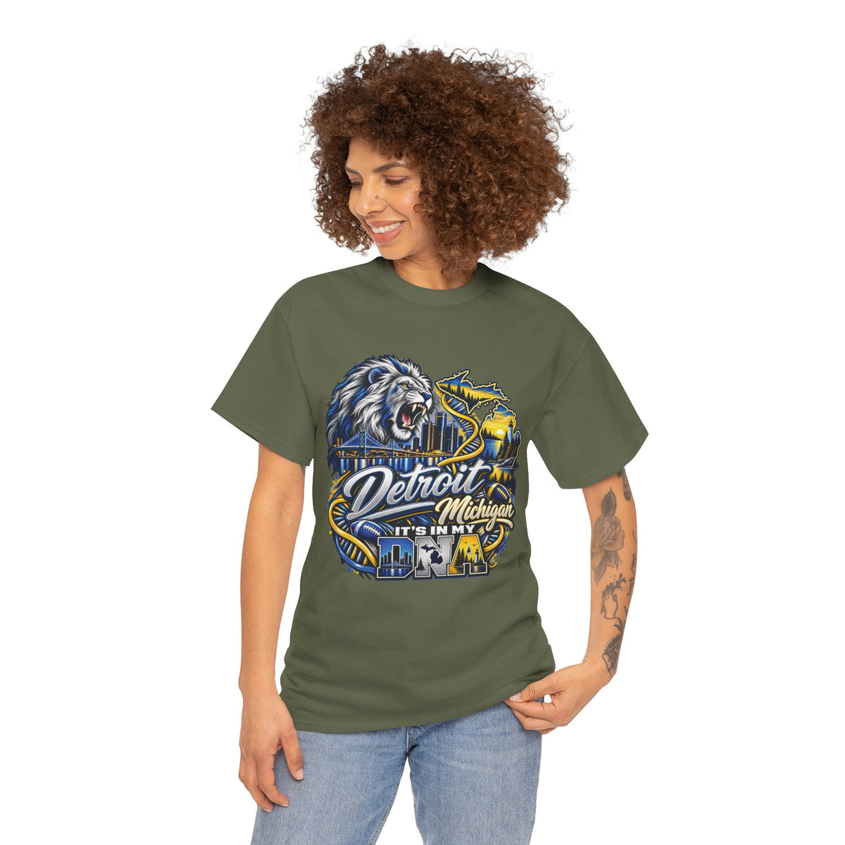Detroit Michigan Lion Cityscape Graphic T-Shirt