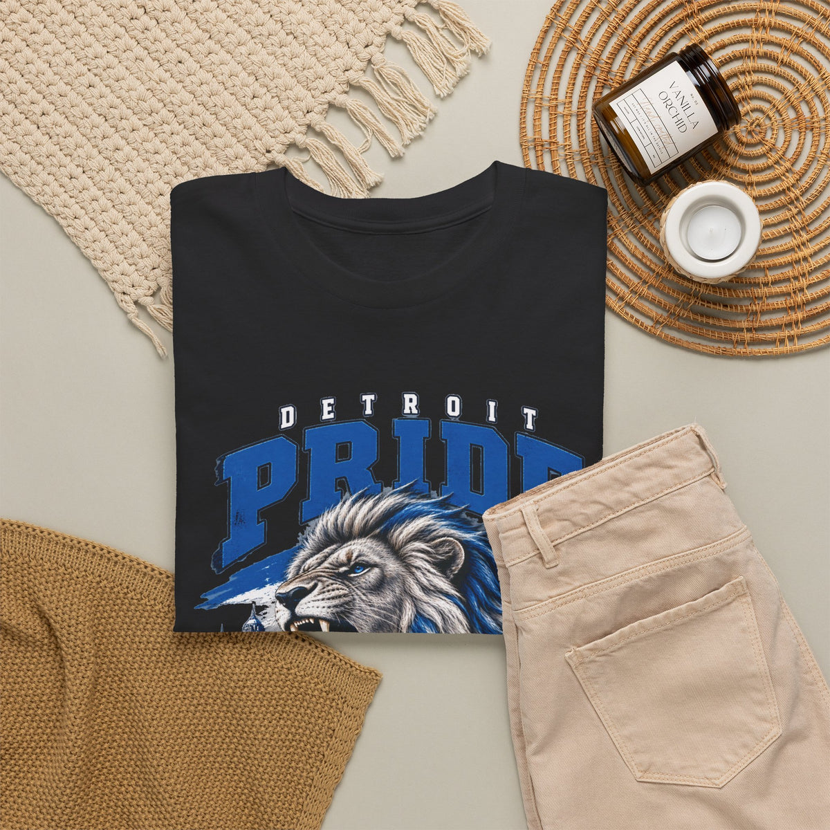 Detroit Pride Comes Before the Fall Lion Graphic T-Shirt