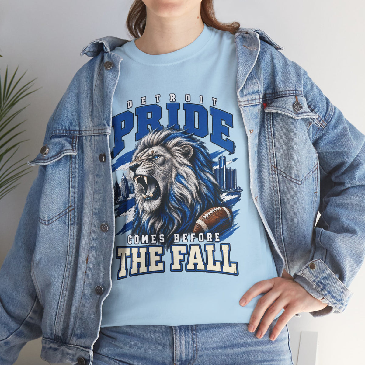 Detroit Pride Comes Before the Fall Lion Graphic T-Shirt