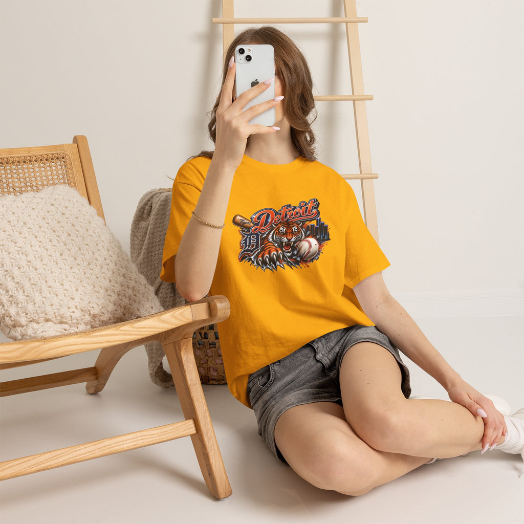 Detroit Tiger Baseball T-Shirt | Detroit skyline, claw marks