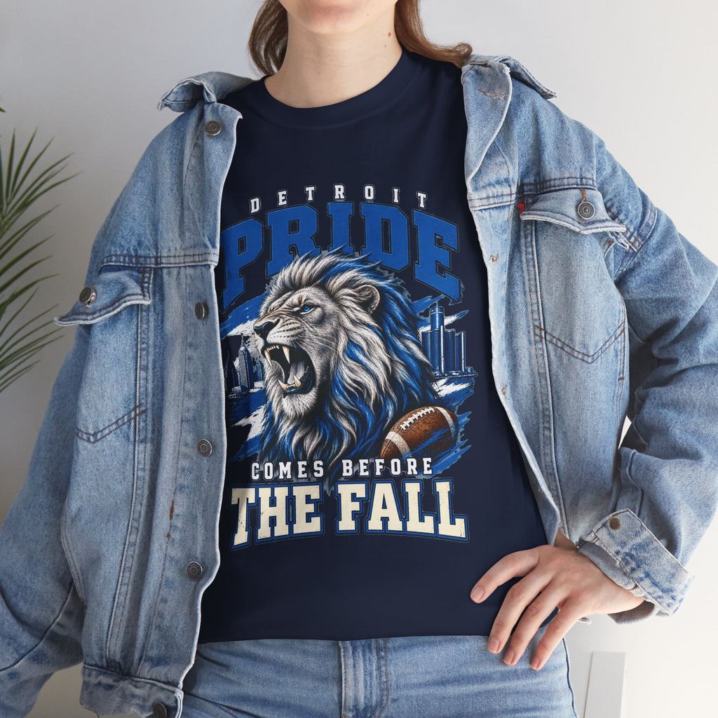 Detroit Pride Comes Before the Fall Lion Graphic T-Shirt