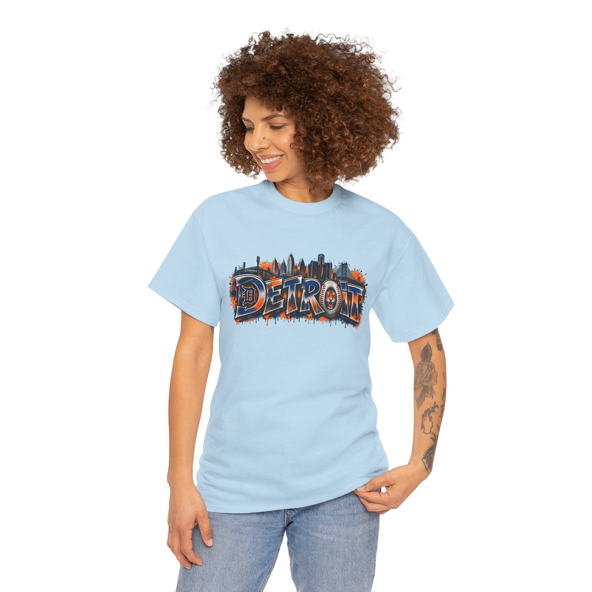 Detroit skyline graffiti T-Shirt | city skyline tee, urban street art