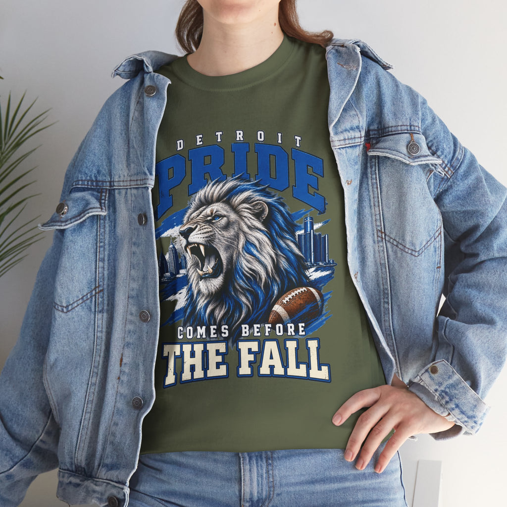 Detroit Pride Comes Before the Fall Lion Graphic T-Shirt