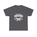 Awesome Mom with Pointing Thumbs T-Shirt | Mother's Day Tee