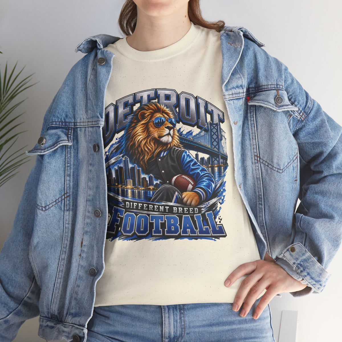 Detroit Lions Football Graphic T-Shirt